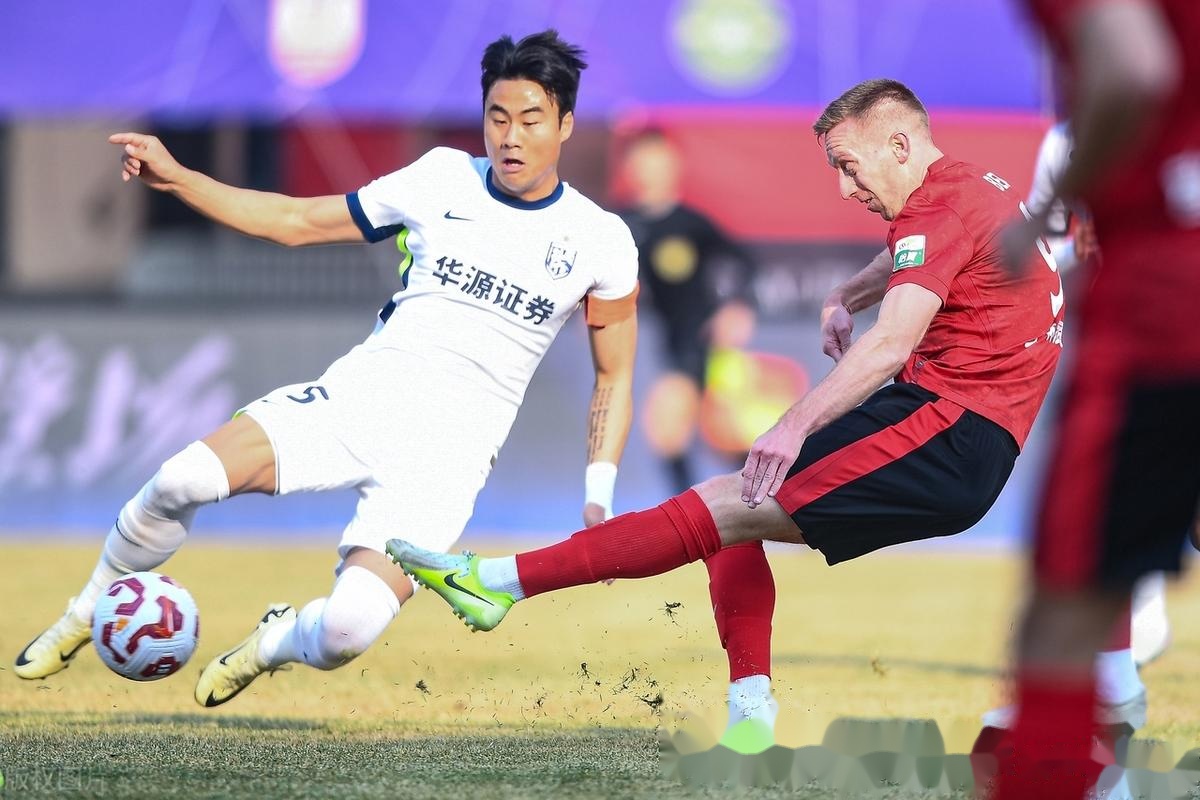 包含武汉三镇在中超中打出破门,被誉为全场沸腾的词条 包含武汉三镇在中超中打出破门,被誉为全场沸腾的词条