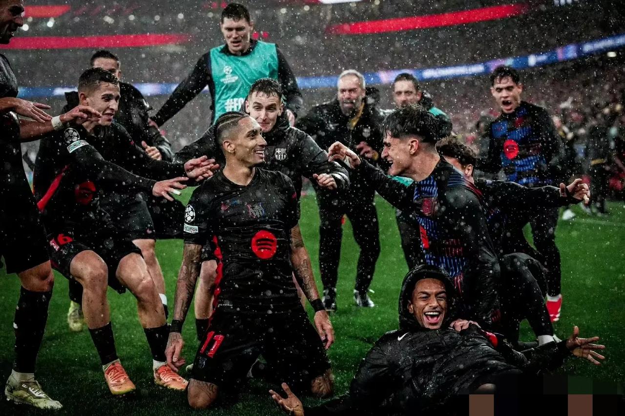 1xBit体育教练-菲律宾球队点燃赛场，豪取三分