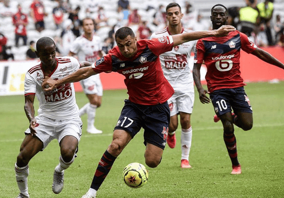 包含里尔阵容齐整,客场作战迎来机遇的词条 包含里尔阵容齐整,客场作战迎来机遇的词条