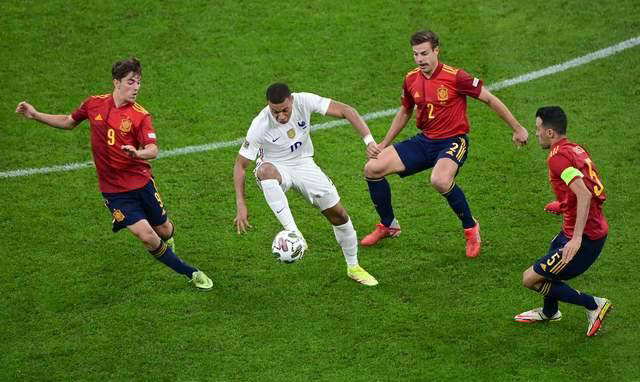 1xBit体育官网app-阿贾克斯战胜摩纳哥，晋级欧国联半决赛的简单介绍