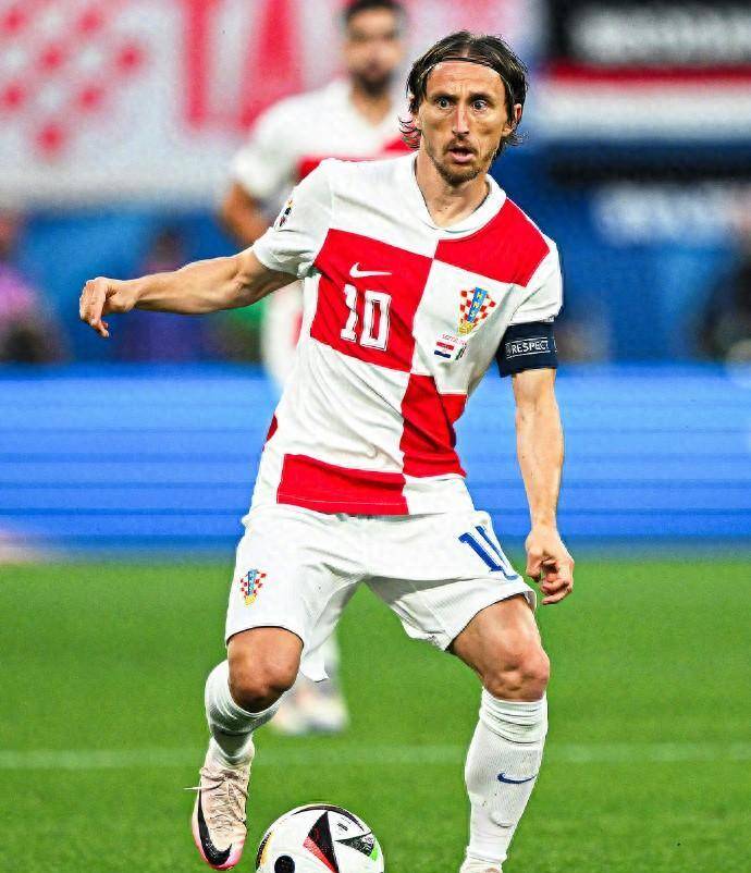 包含摩尔多瓦0-1被克罗地亚淘汰,无缘欧洲杯八强的词条 包含摩尔多瓦0-1被克罗地亚淘汰,无缘欧洲杯八强的词条