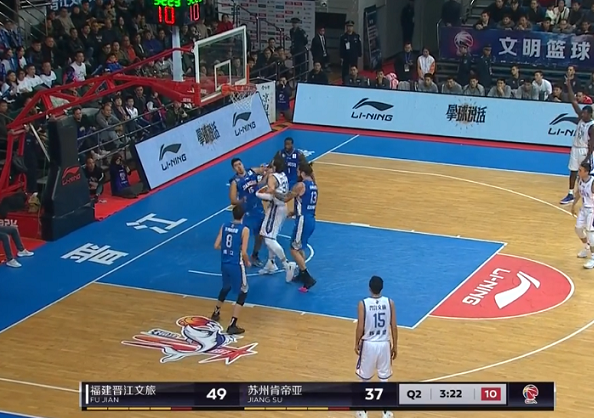 1xBit体育下载-双方火爆冲突引发激烈对抗，裁判难以控制