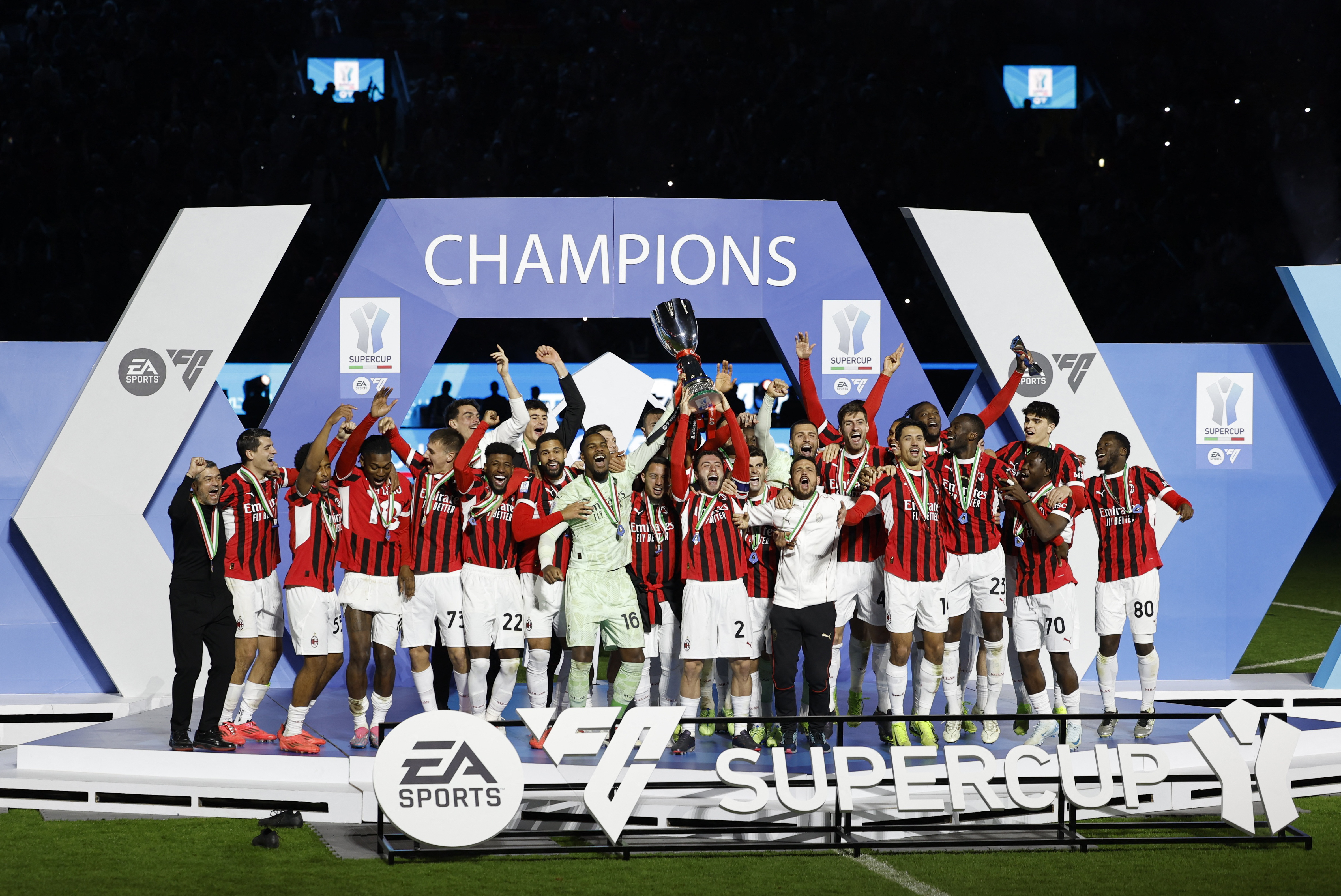 1xBit体育网站-AC米兰客场不敌，再次遭遇失利