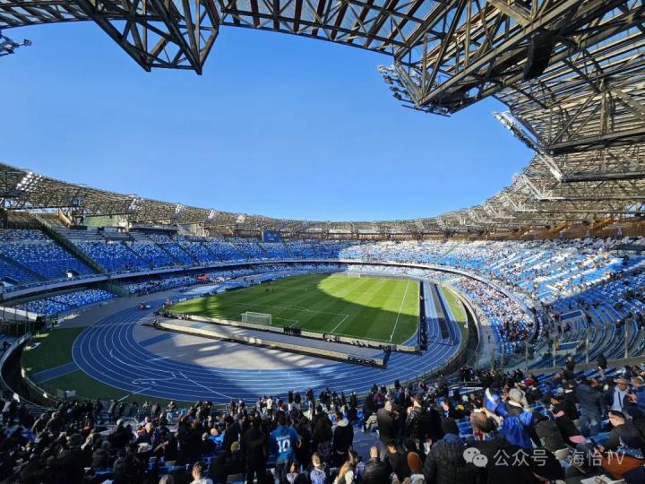 1xBit体育网址-那不勒斯足球风格独特，技术展现水平的简单介绍